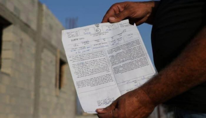 الاحتلال يخطر بهدم 9 منازل شمال شرقي الخليل