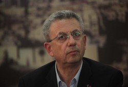 د. البرغوثي: شعبنا لن يتوقف عن مقاومة البطش والإبادة