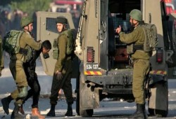 الاحتلال يشن حملة اعتقالات بالضفة.. ومواجهات في رام الله